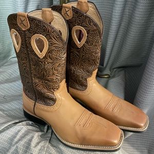 Twisted X Women’s Size 9B Ruff Stock Chaco Flower Boots